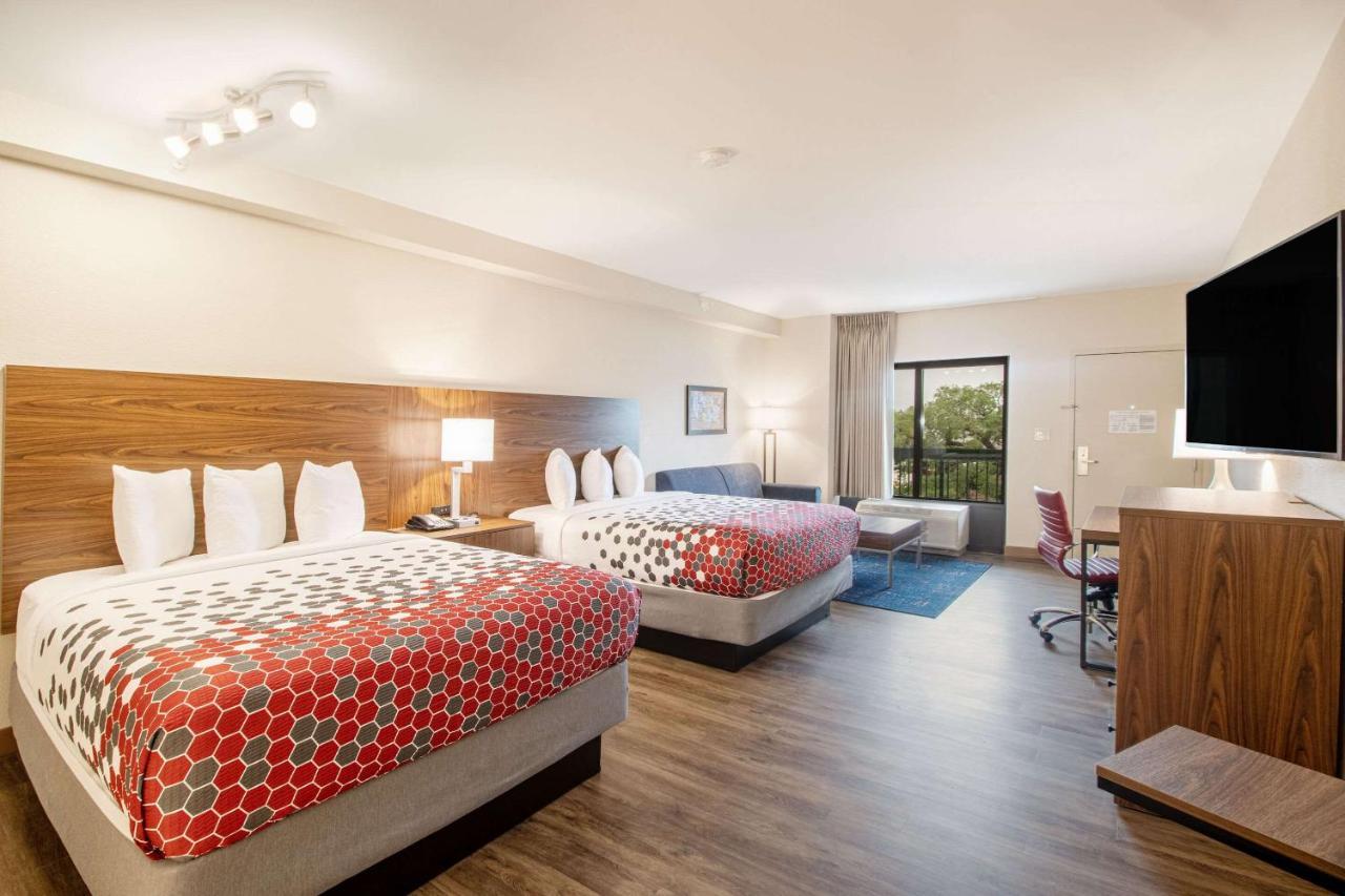 Econo Lodge Inn & Suites Foley-North Gulf Shores Eksteriør bilde