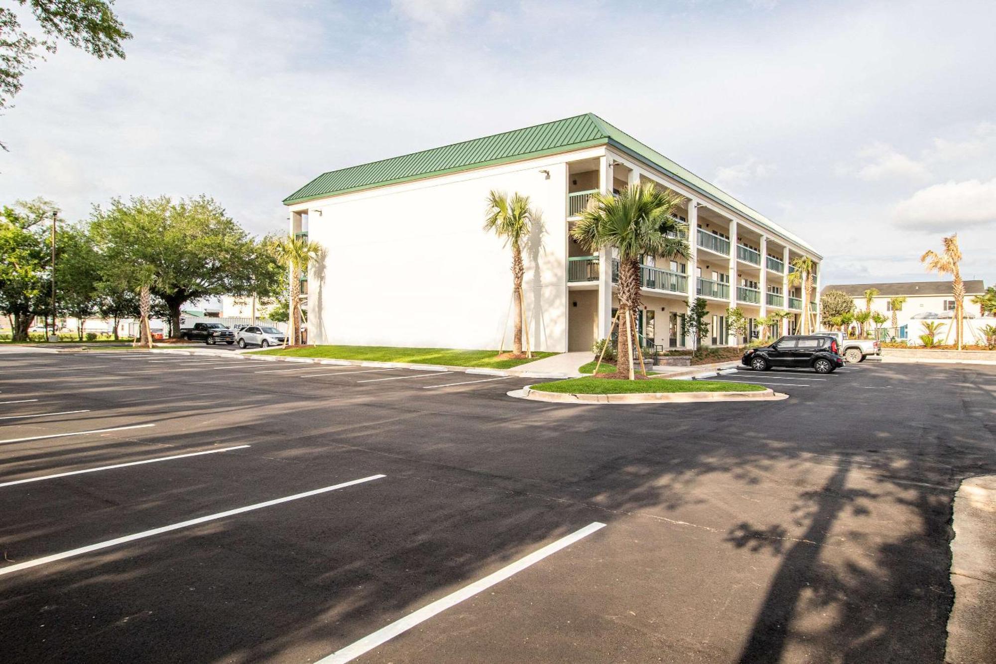 Econo Lodge Inn & Suites Foley-North Gulf Shores Eksteriør bilde