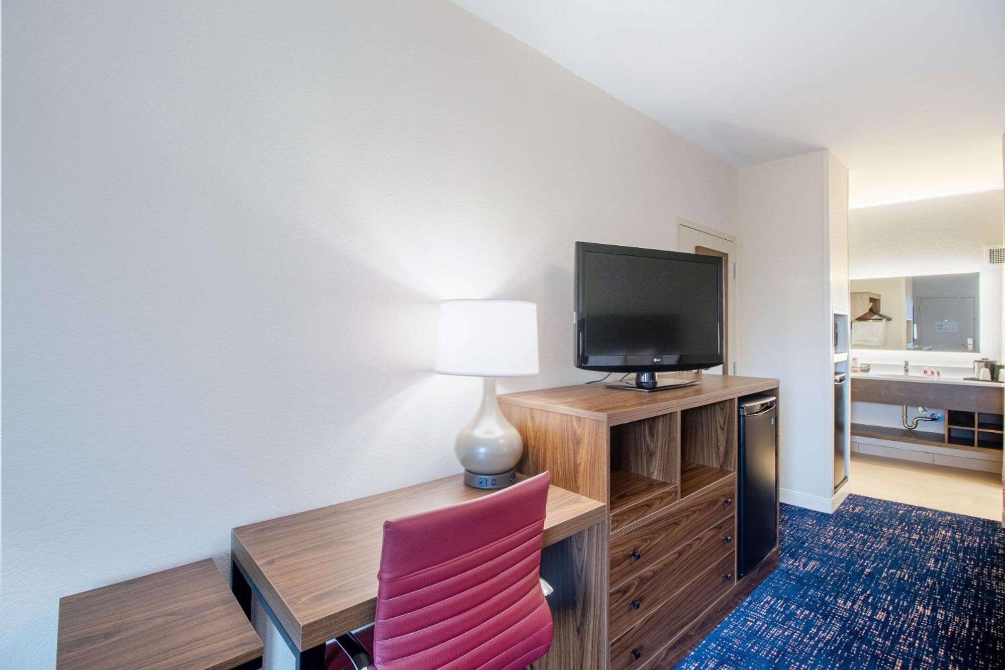 Econo Lodge Inn & Suites Foley-North Gulf Shores Eksteriør bilde